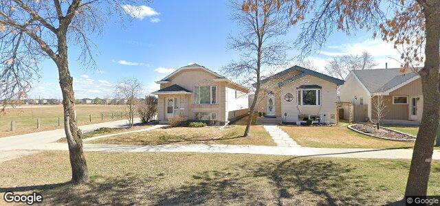 Larawan ng 130 Burland Avenue sa Winnipeg, Manitoba