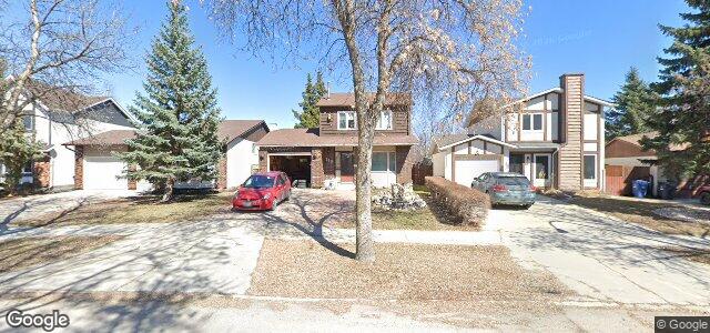 Larawan ng 130 Charing Cross Crescent sa Winnipeg, Manitoba