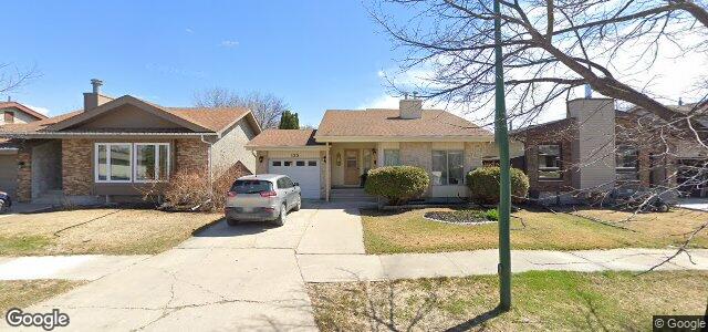 Larawan ng 135 Malmsbury Avenue sa Winnipeg, Manitoba