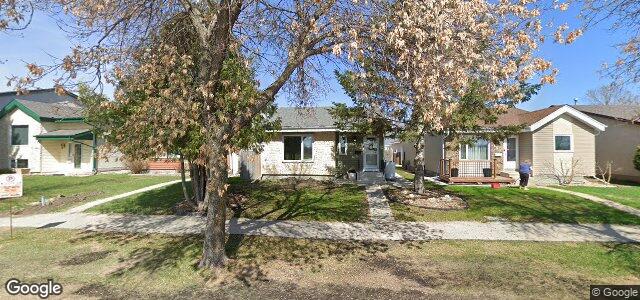 Larawan ng 141 Burland Avenue sa Winnipeg, Manitoba
