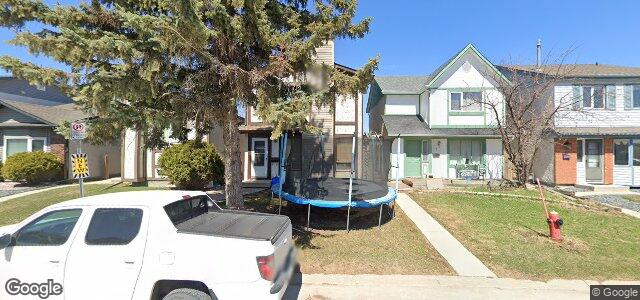 Larawan ng 15 Leston Place sa Winnipeg, Manitoba