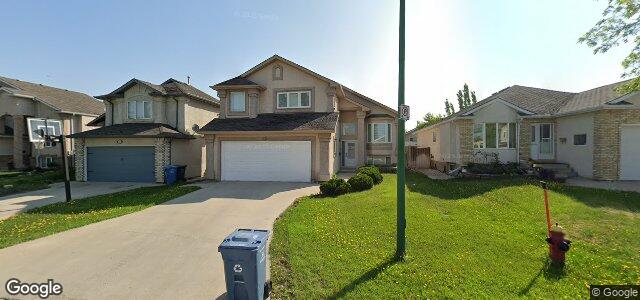 Larawan ng 15 Tilstone Bay sa Winnipeg, Manitoba