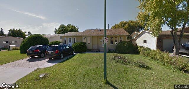 Larawan ng 15 Whicker Street sa Winnipeg, Manitoba