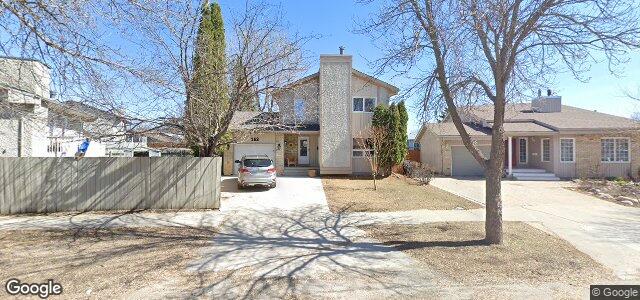 Larawan ng 152 Charing Cross Crescent sa Winnipeg, Manitoba