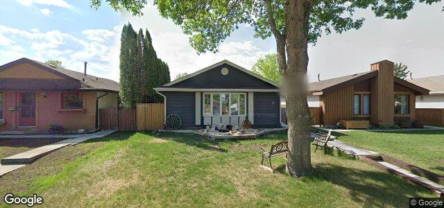 Larawan ng 18 Pear Tree Bay sa Winnipeg, Manitoba