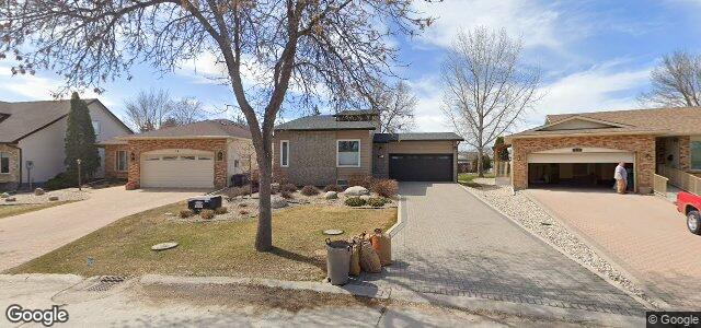 Larawan ng 18 Theydon Place sa Winnipeg, Manitoba