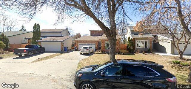 Larawan ng 18 Trowbridge Bay sa Winnipeg, Manitoba