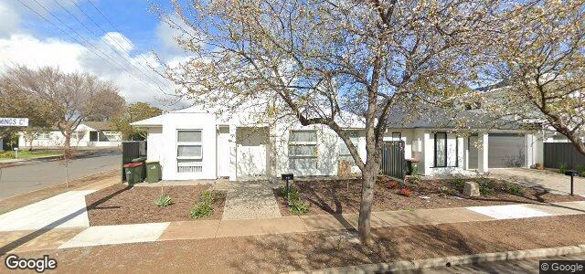 Larawan ng 19 Cummings Crescent sa Winnipeg, Manitoba