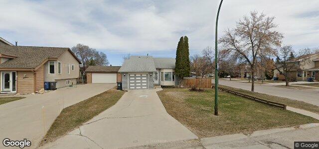 Larawan ng 2 Brixton Bay sa Winnipeg, Manitoba