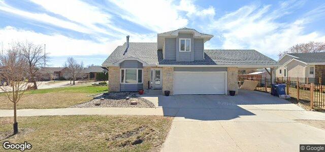 Larawan ng 2 Chesham Cove sa Winnipeg, Manitoba