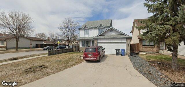 Larawan ng 2 Hackmore Crescent sa Winnipeg, Manitoba