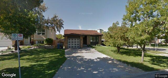 Larawan ng 2 Healy Crescent sa Winnipeg, Manitoba