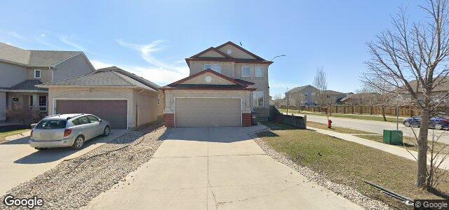 Larawan ng 2 Hindle Gate sa Winnipeg, Manitoba