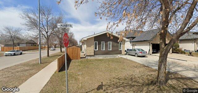Larawan ng 2 Manby Avenue sa Winnipeg, Manitoba