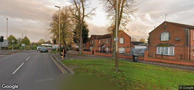 Larawan ng 2 Southfields Drive sa Winnipeg, Manitoba