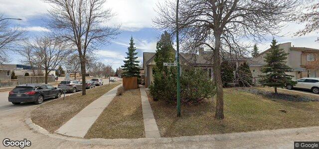 Larawan ng 2 Tiverton Bay sa Winnipeg, Manitoba