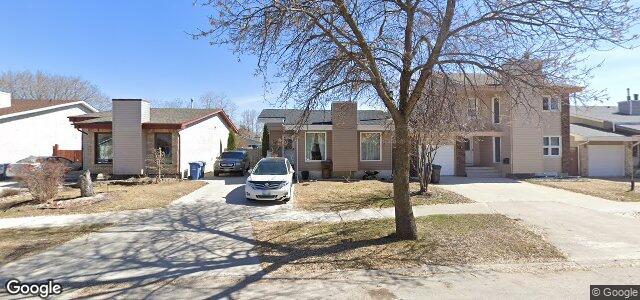 Larawan ng 200 Charing Cross Crescent sa Winnipeg, Manitoba