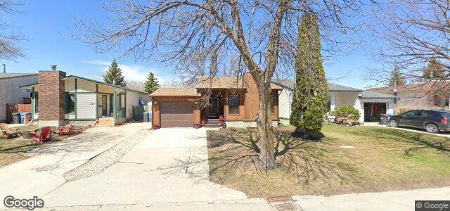 Larawan ng 206 Tufnell Drive sa Winnipeg, Manitoba