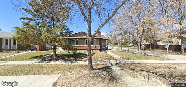 Larawan ng 211 Paddington Road sa Winnipeg, Manitoba