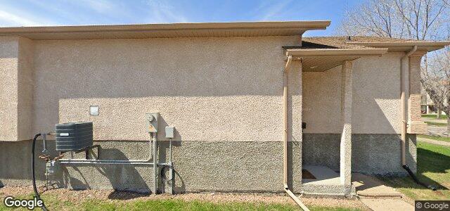 Larawan ng 22 Burland Avenue sa Winnipeg, Manitoba