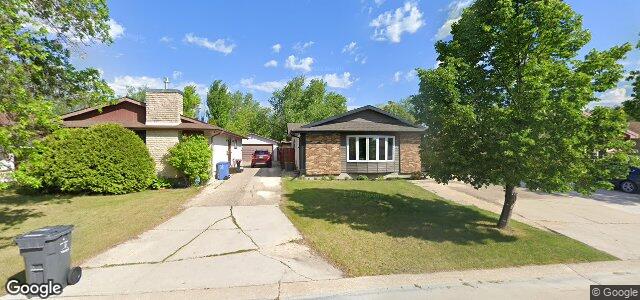 Larawan ng 23 Pear Tree Bay sa Winnipeg, Manitoba