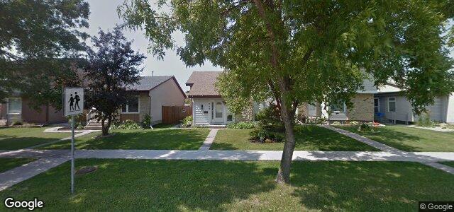 Larawan ng 233 Burland Avenue sa Winnipeg, Manitoba