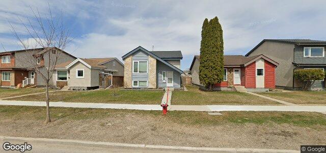 Larawan ng 240 John Forsyth Road sa Winnipeg, Manitoba