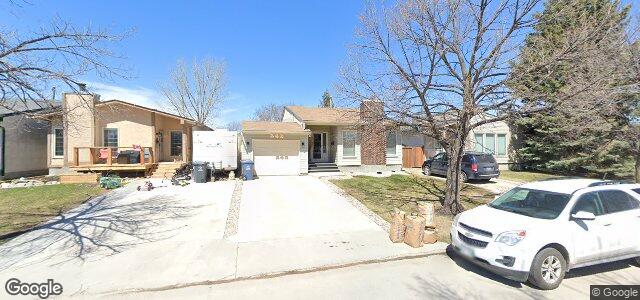 Larawan ng 242 Tufnell Drive sa Winnipeg, Manitoba