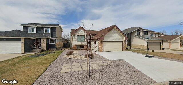 Larawan ng 26 Hackmore Crescent sa Winnipeg, Manitoba