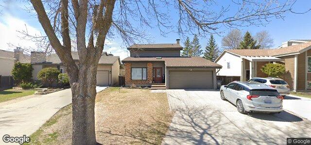Larawan ng 26 Malmsbury Avenue sa Winnipeg, Manitoba