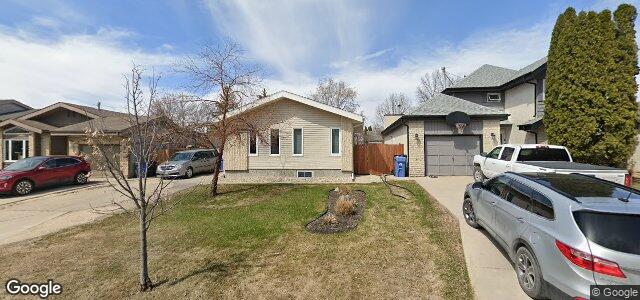 Larawan ng 26 Manby Avenue sa Winnipeg, Manitoba