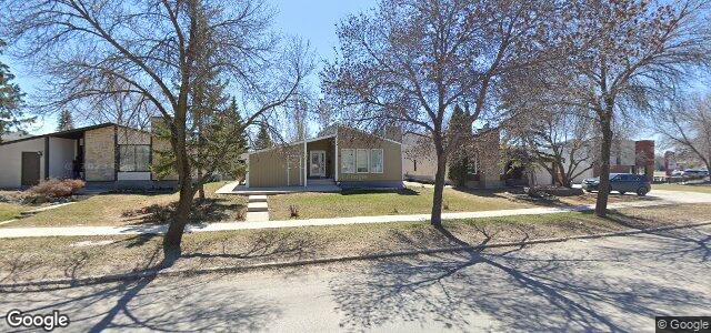 Larawan ng 30 Britannica Road sa Winnipeg, Manitoba