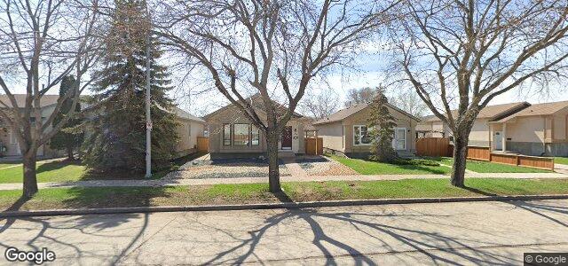 Larawan ng 30 Burland Avenue sa Winnipeg, Manitoba