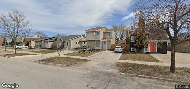 Larawan ng 308 Burland Avenue sa Winnipeg, Manitoba