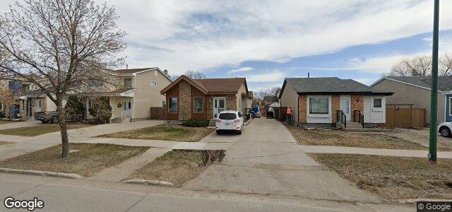Larawan ng 320 Burland Avenue sa Winnipeg, Manitoba