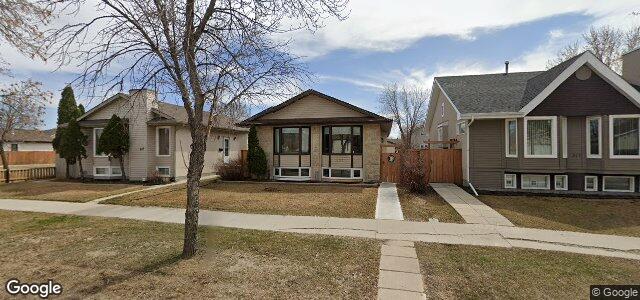 Larawan ng 321 John Forsyth Road sa Winnipeg, Manitoba