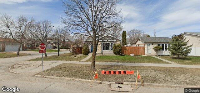 Photo of 332 John Forsyth Road in Winnipeg, Manitoba