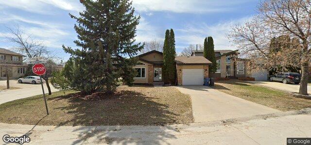 Larawan ng 34 Kinsbourne Green sa Winnipeg, Manitoba