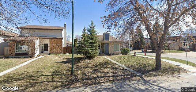 Larawan ng 34 Pately Crescent sa Winnipeg, Manitoba