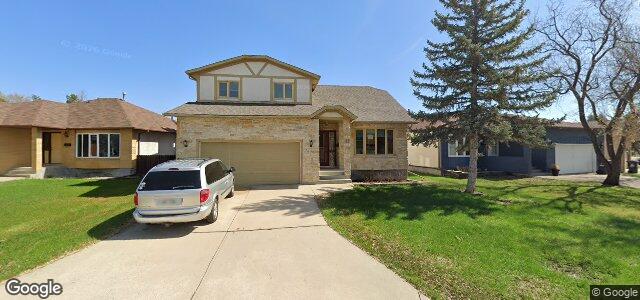 Photo of 35 Becontree Bay in Winnipeg, Manitoba