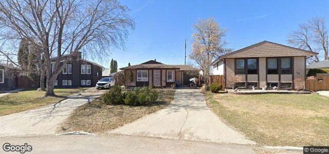 Larawan ng 35 Blackwater Bay sa Winnipeg, Manitoba