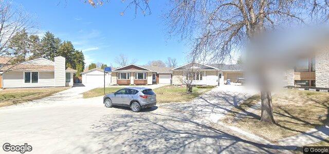 Larawan ng 35 Briar Del Place sa Winnipeg, Manitoba