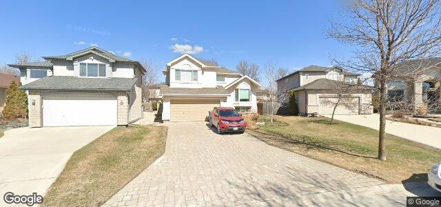 Larawan ng 35 Orford Crescent sa Winnipeg, Manitoba