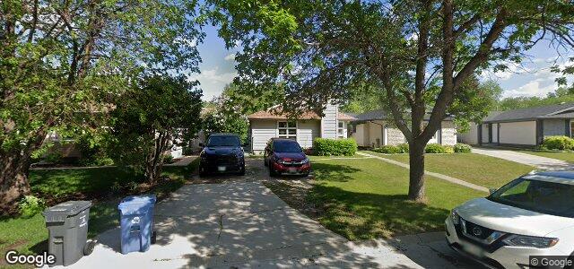 Larawan ng 35 Pear Tree Bay sa Winnipeg, Manitoba