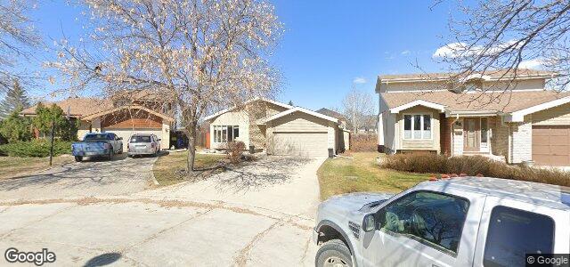 Photo of 35 Pevensey Place in Winnipeg, Manitoba