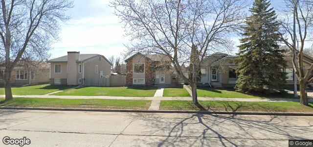 Larawan ng 38 Burland Avenue sa Winnipeg, Manitoba