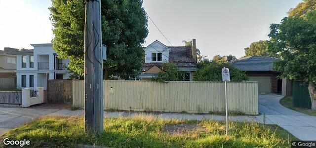 Larawan ng 4 Highbury Road sa Winnipeg, Manitoba