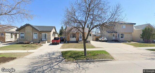 Larawan ng 400 Burland Avenue sa Winnipeg, Manitoba