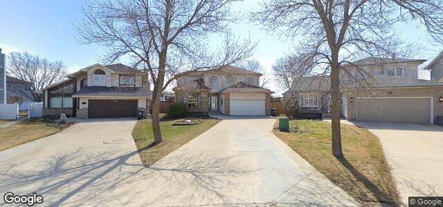 Larawan ng 42 Cummings Crescent sa Winnipeg, Manitoba