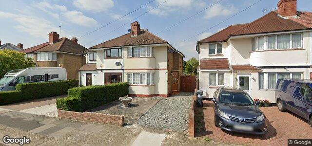 Larawan ng 42 Longford Avenue sa Winnipeg, Manitoba